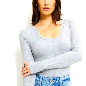 Ribbed U Neck Long Sleeve T Shirt